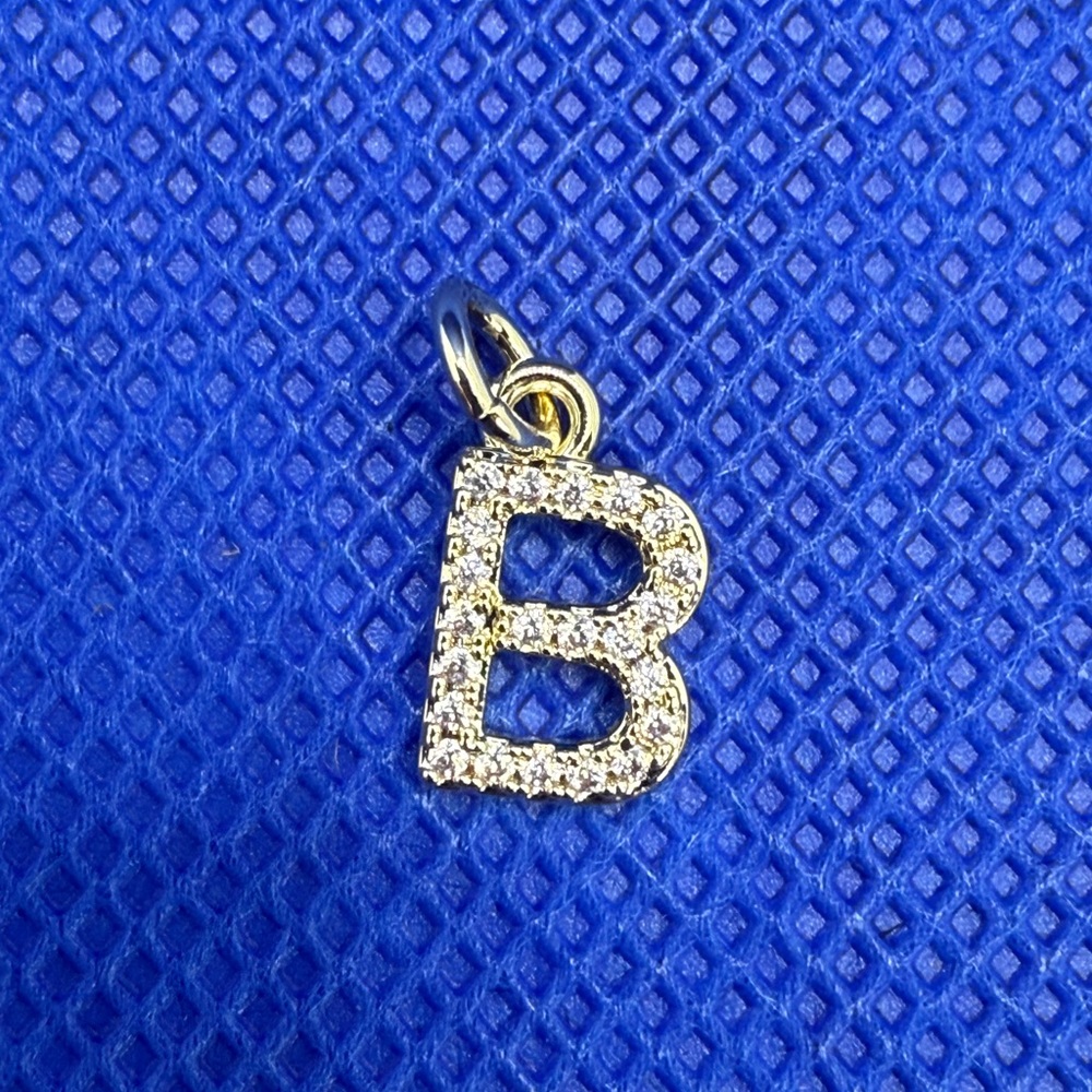 Pretty Bird 18K Gold Plated Necklace Pendant Initial Letter “B”